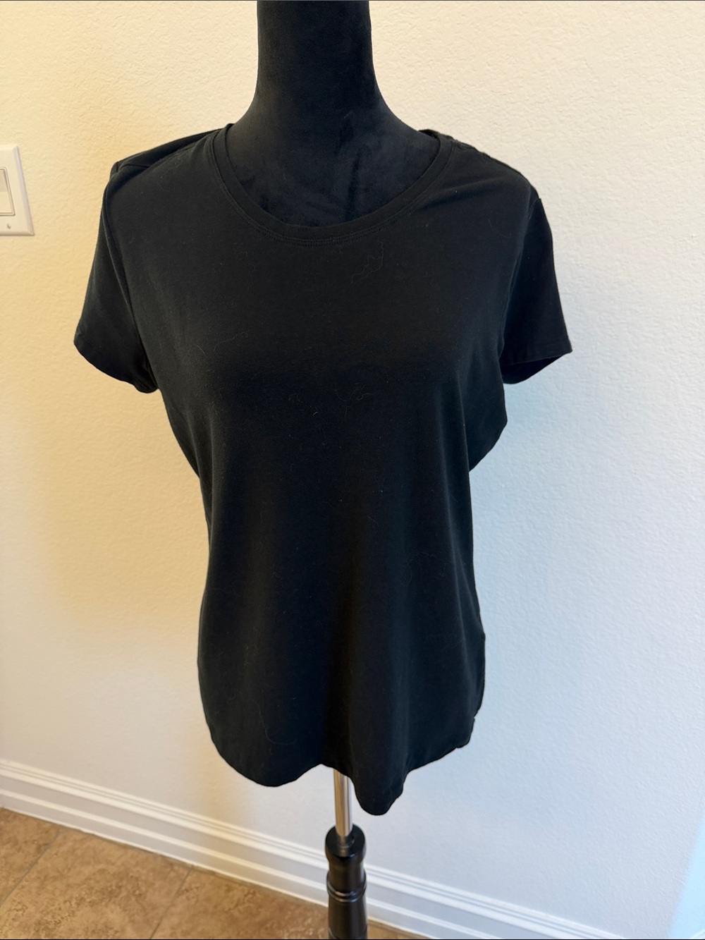 Classic Black Women's Crewneck Tee